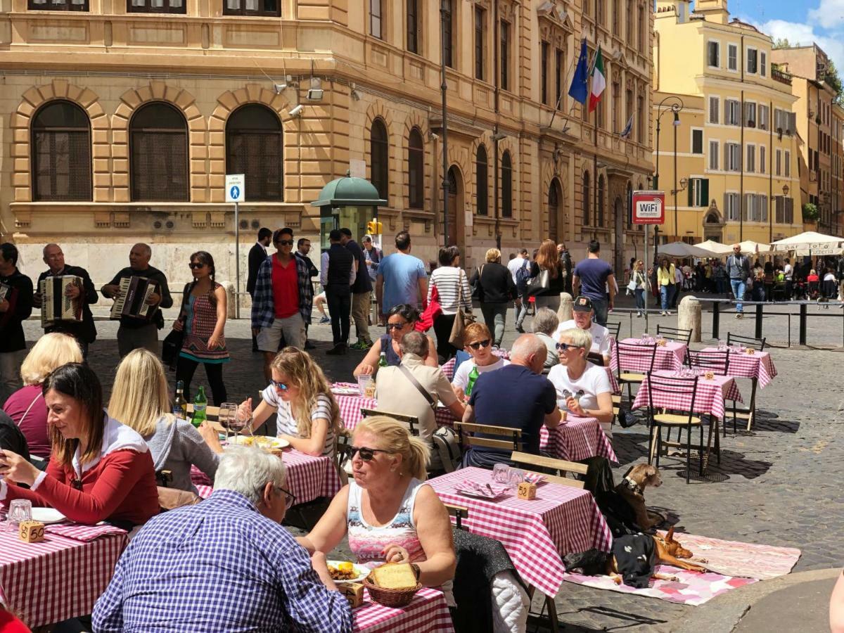 Acomodação com café da manhã  Neman Maison Experience I Pantheon